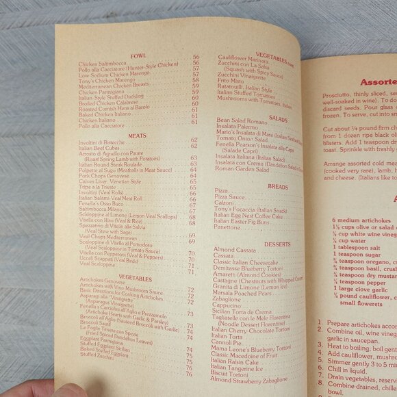 Fabulous Italian Recipes Cookbook By Johna Blinn 1983 Baronet Books Vintage - Picture 5 of 7